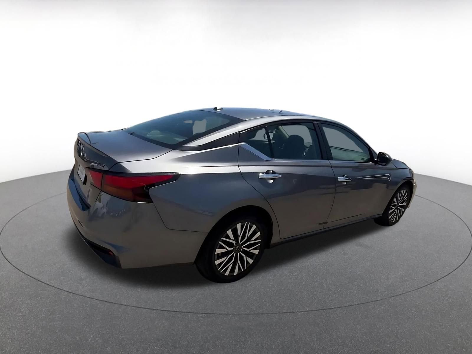 Thumbnail: 2024 Nissan Altima - 14