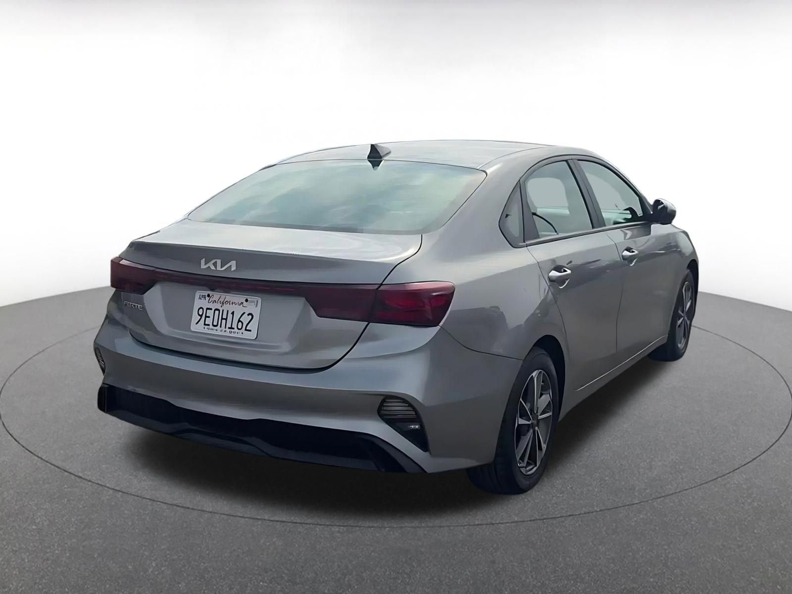 Thumbnail: 2023 Kia Forte - 15