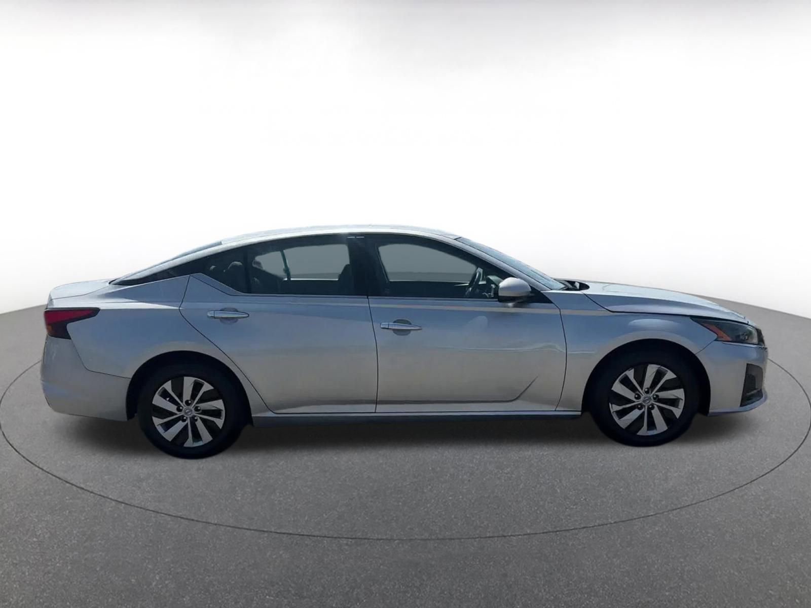 Thumbnail: 2023 Nissan Altima - 16