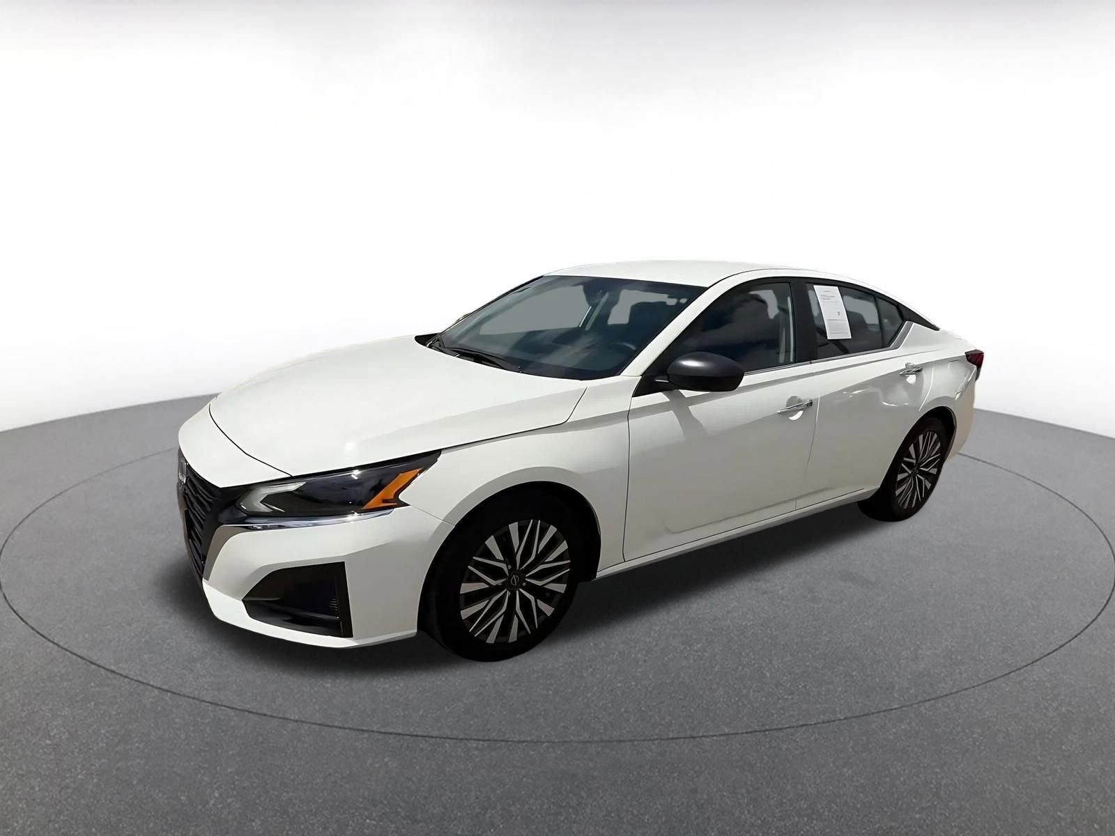 Thumbnail: 2025 Nissan Altima - 8