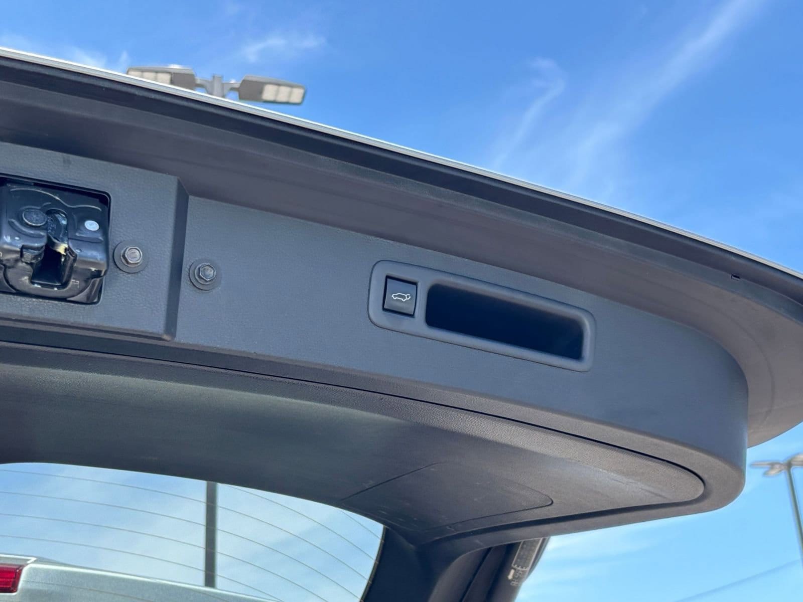 Thumbnail: 2025 Toyota Highlander - 24