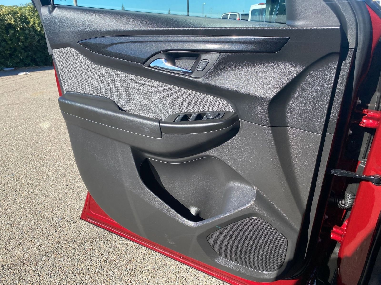 Thumbnail: 2025 Chevrolet TrailBlazer - 21