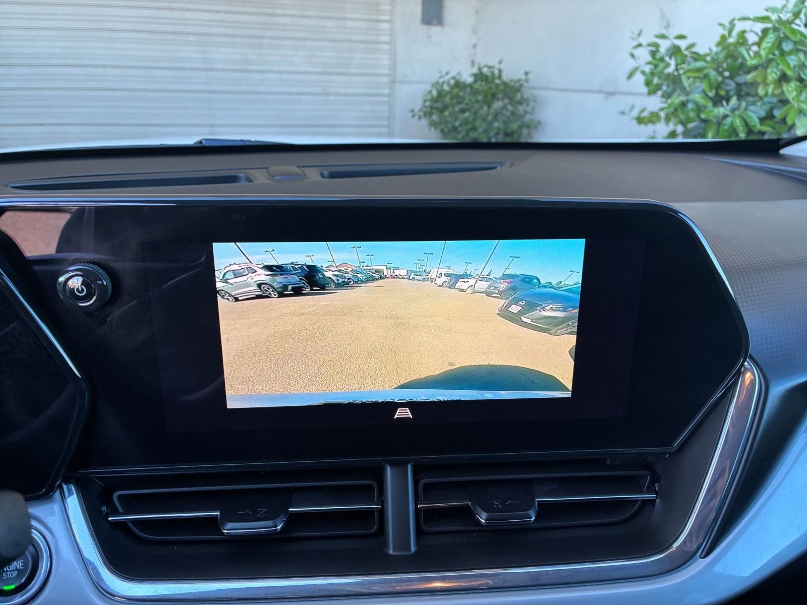 Thumbnail: 2025 Chevrolet Trax - 24