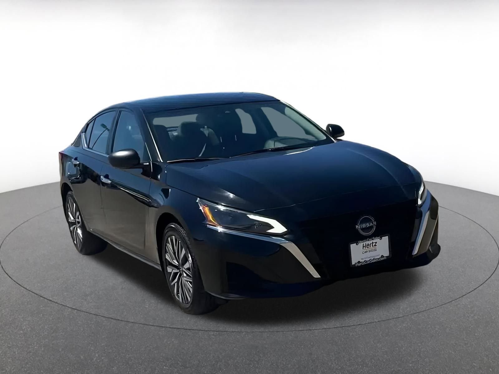 Thumbnail: 2024 Nissan Altima - 3