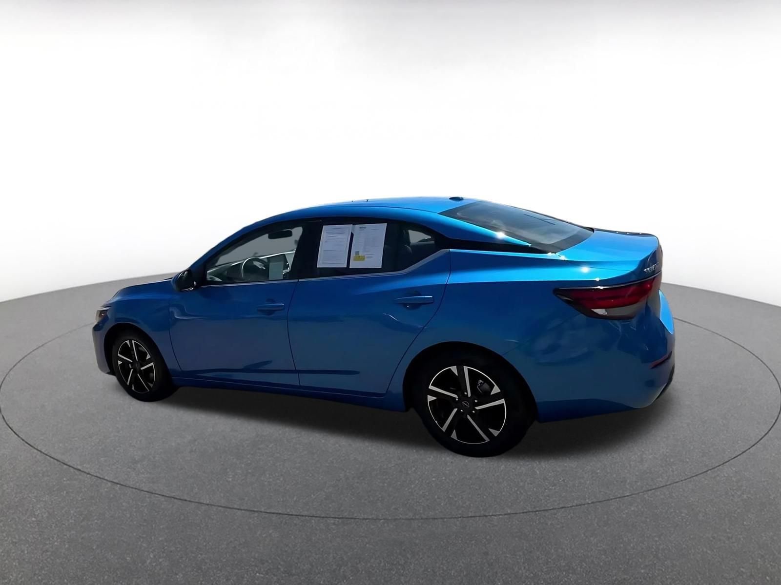 Thumbnail: 2025 Nissan Sentra - 8