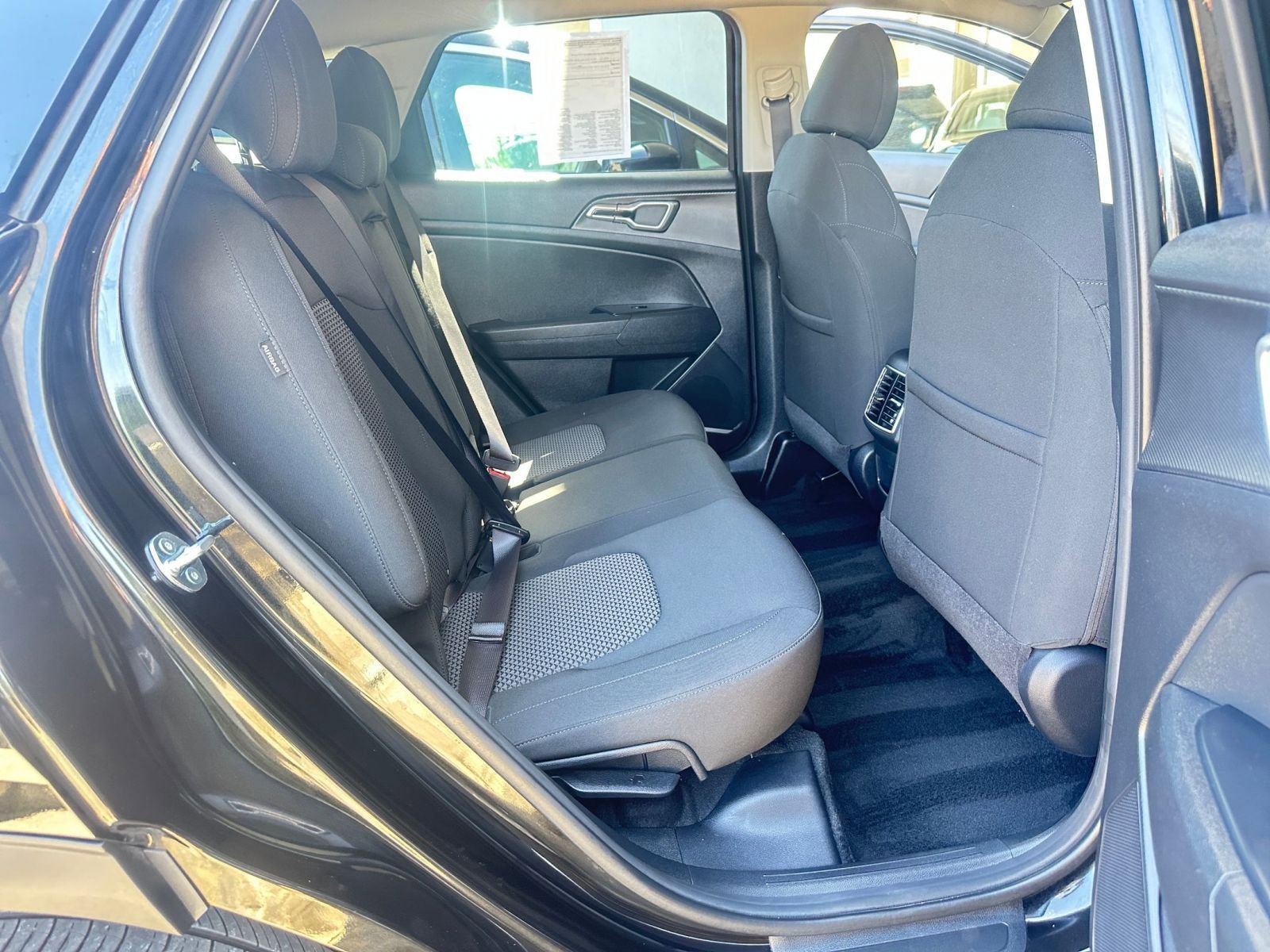 2024 Kia Sportage LX 26
