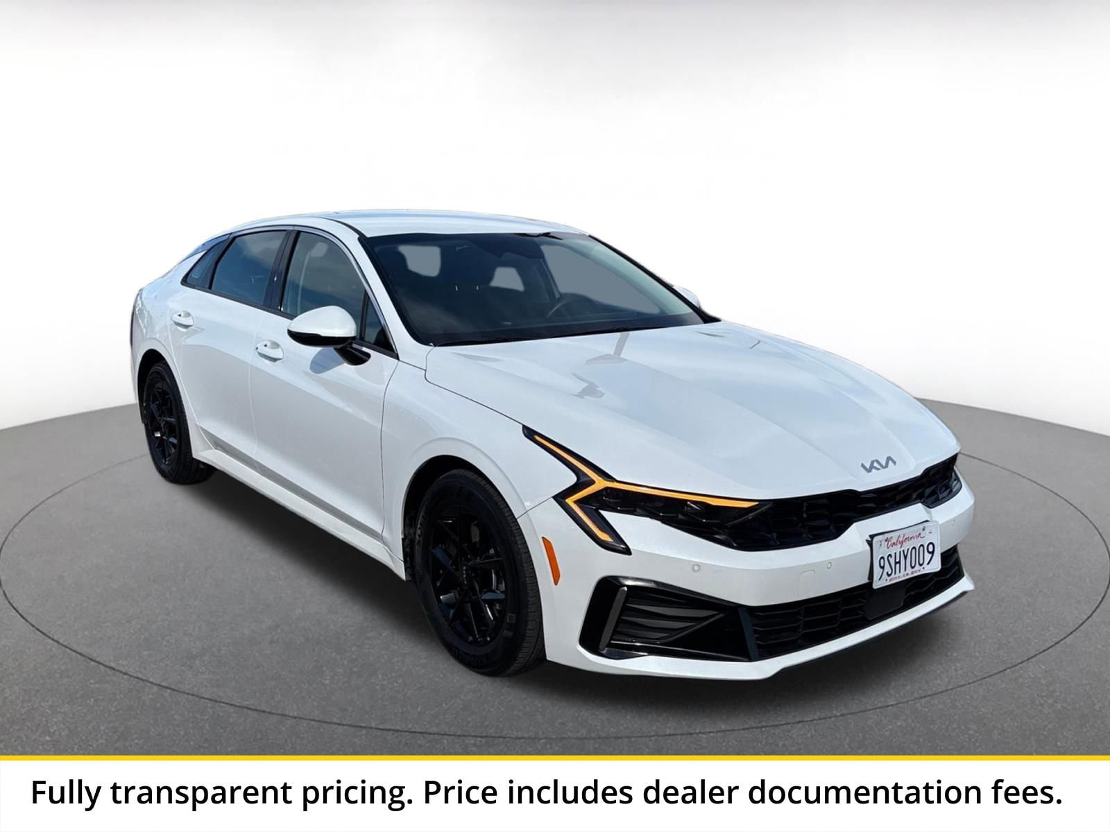Thumbnail: 2025 Kia K5 - 1