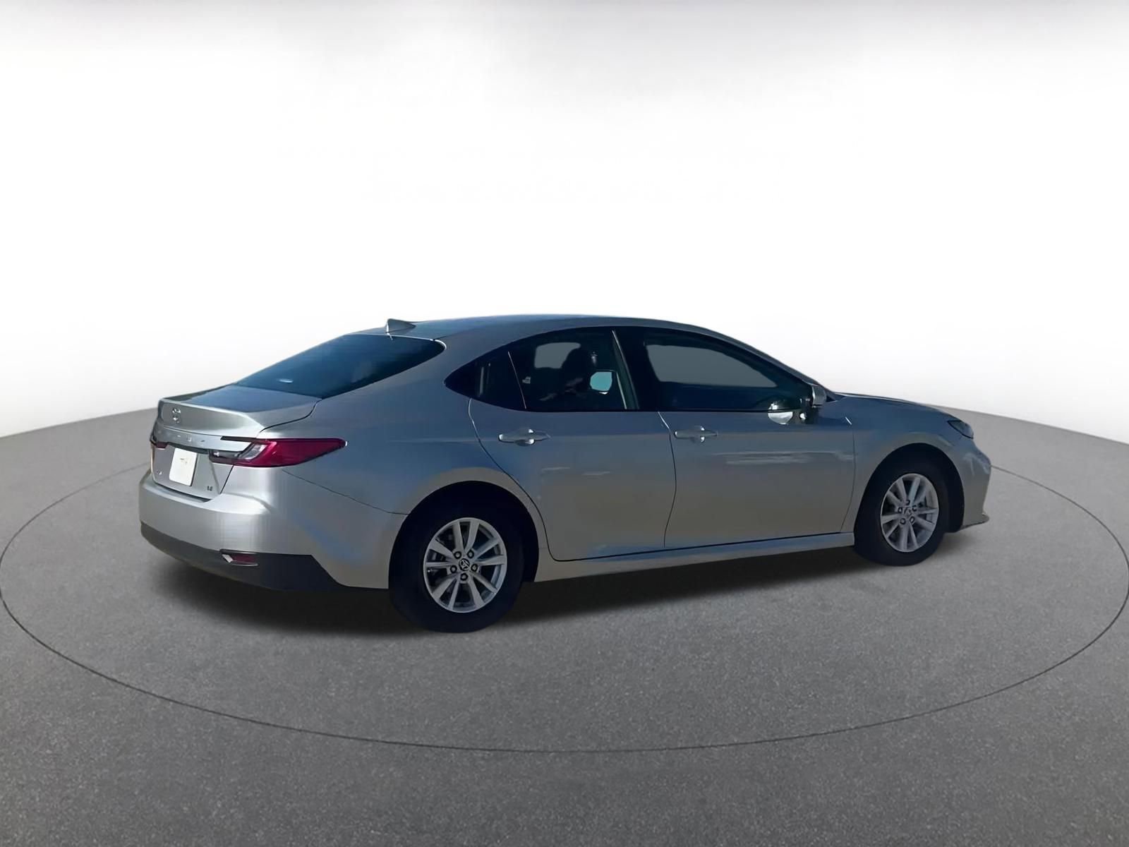 Thumbnail: 2025 Toyota Camry - 12