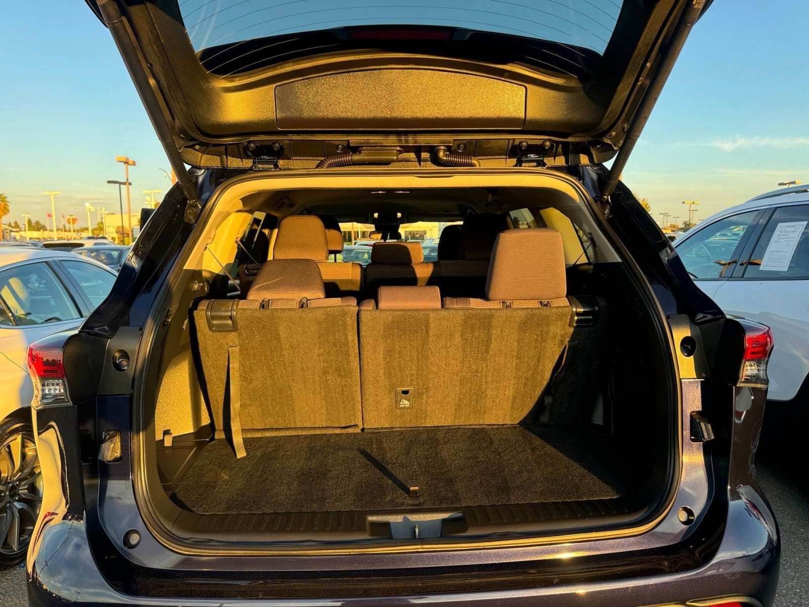 Thumbnail: 2025 Toyota Highlander - 31