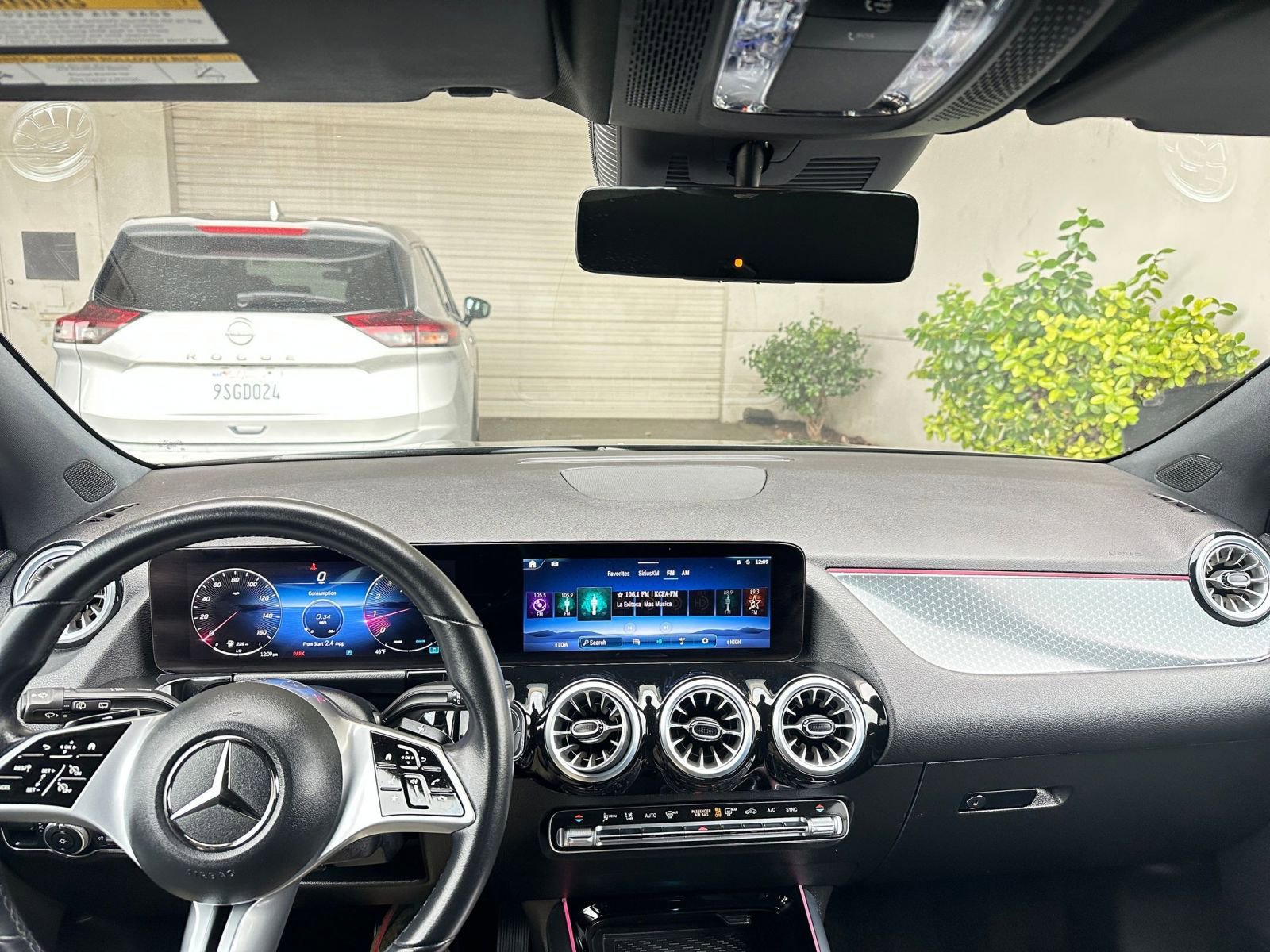 Thumbnail: 2025 Mercedes-Benz GLA - 33