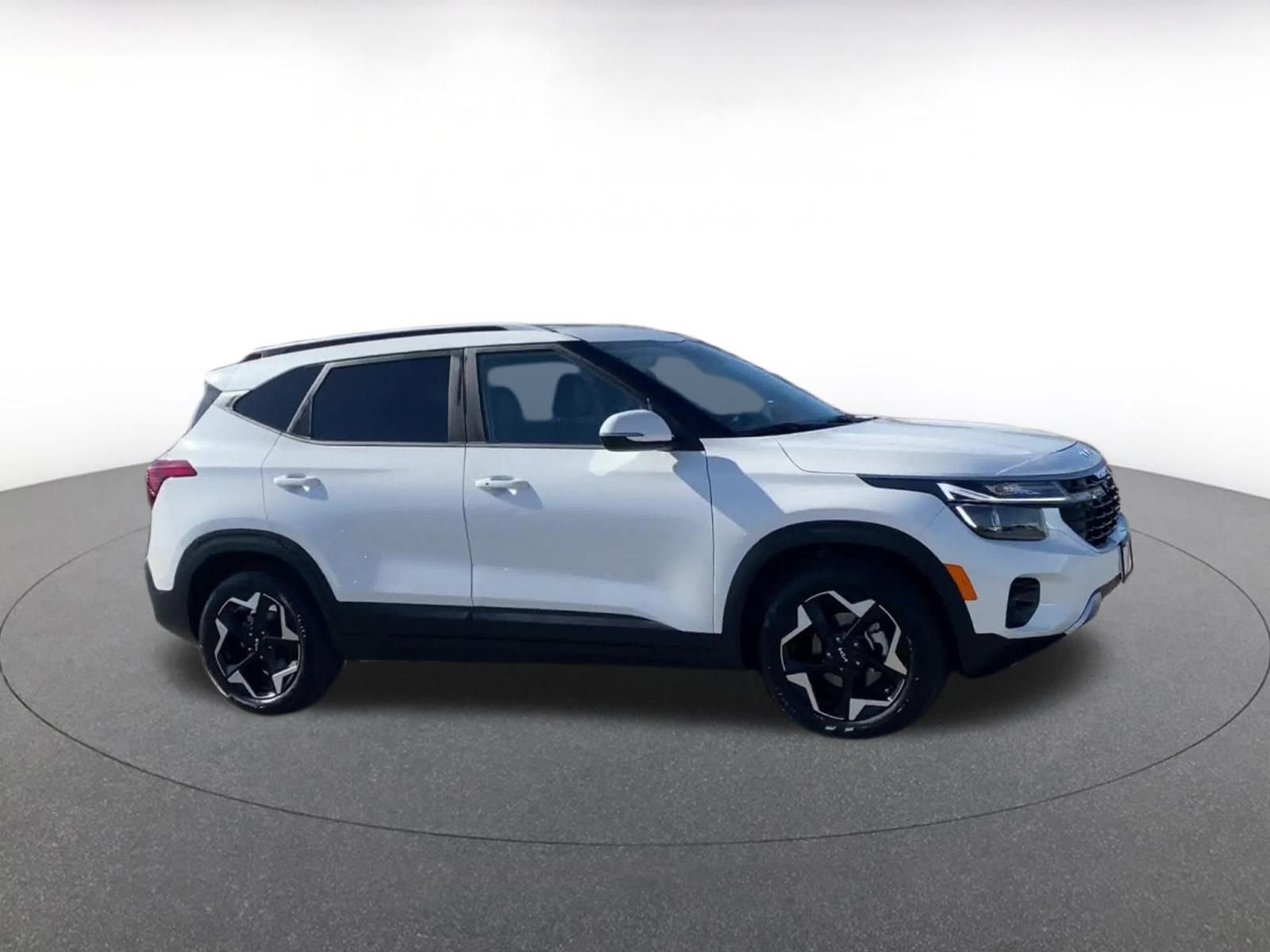 Thumbnail: 2025 Kia Seltos - 2