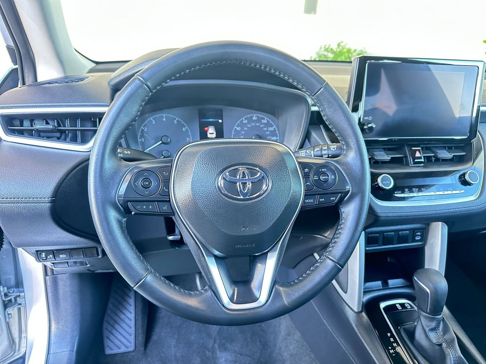 Thumbnail: 2025 Toyota Corolla Cross - 28