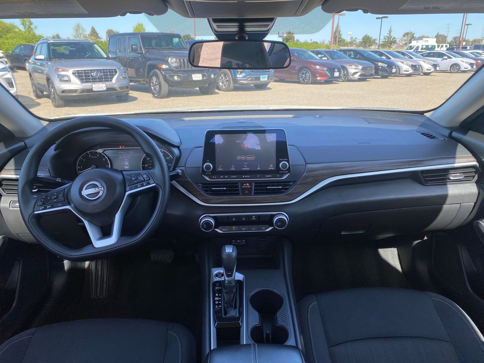 Thumbnail: 2025 Nissan Altima - 34