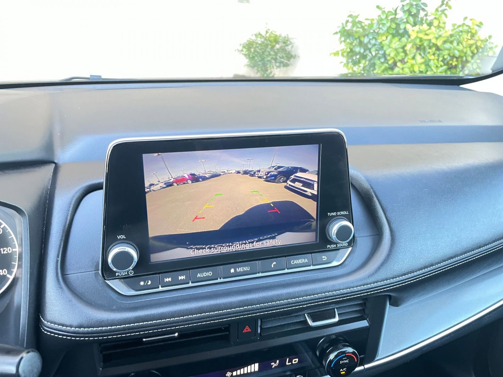 Thumbnail: 2025 Nissan Rogue - 25