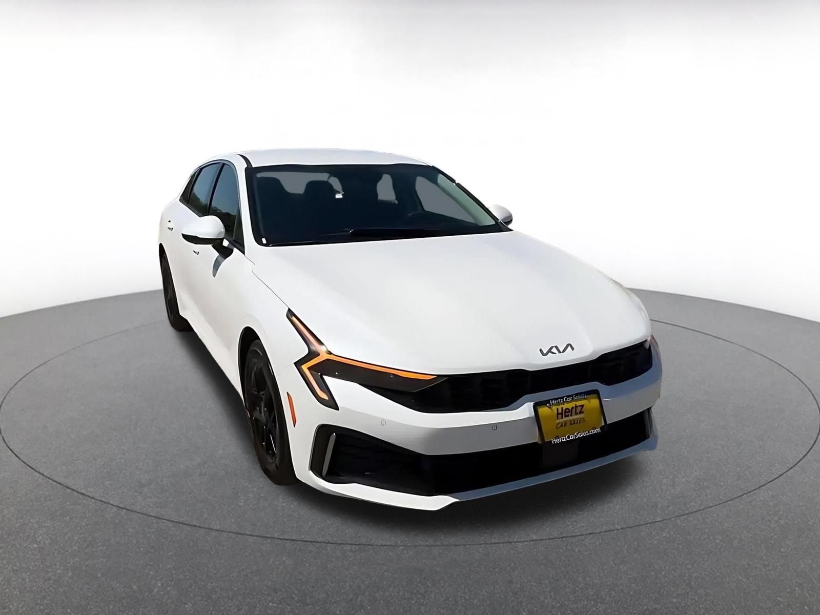 Thumbnail: 2025 Kia K5 - 3