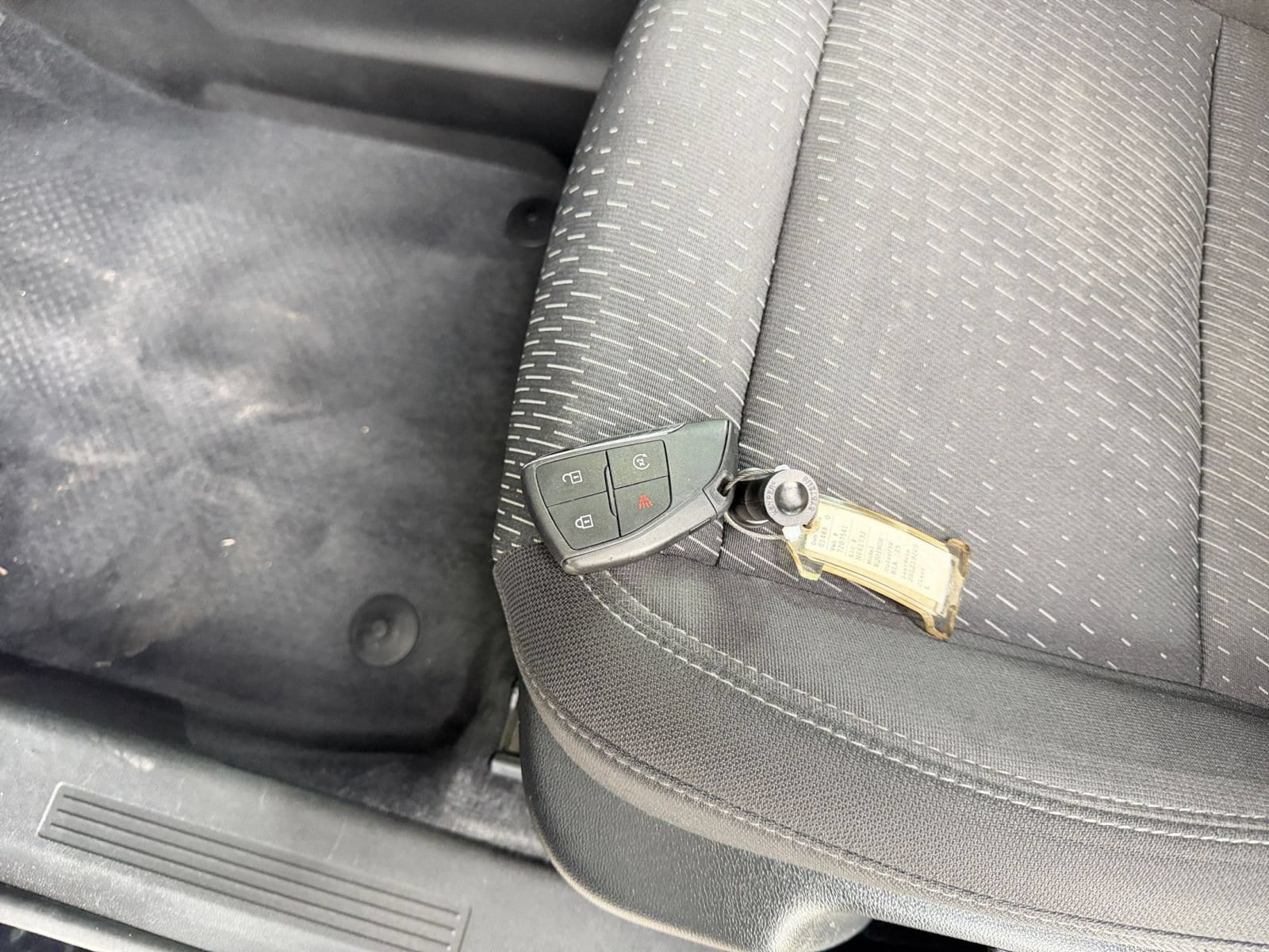 Thumbnail: 2025 Chevrolet Equinox - 21