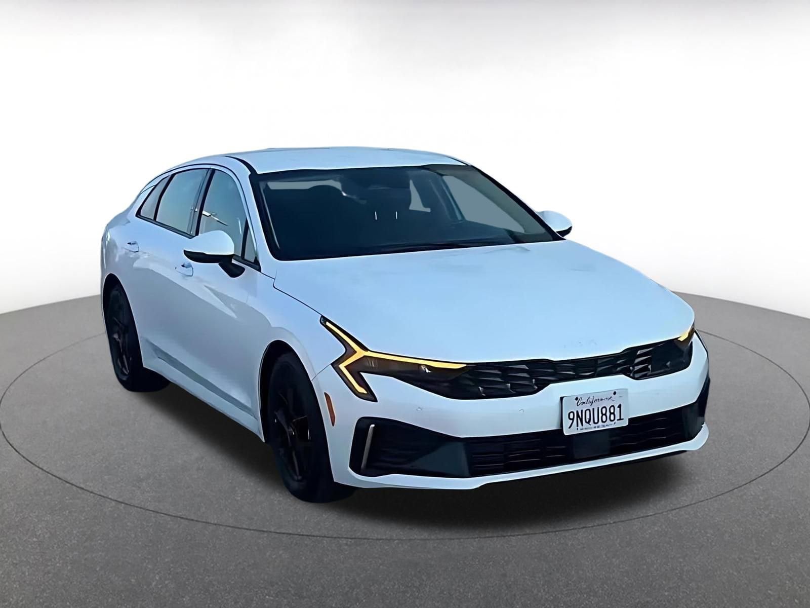 Thumbnail: 2025 Kia K5 - 3