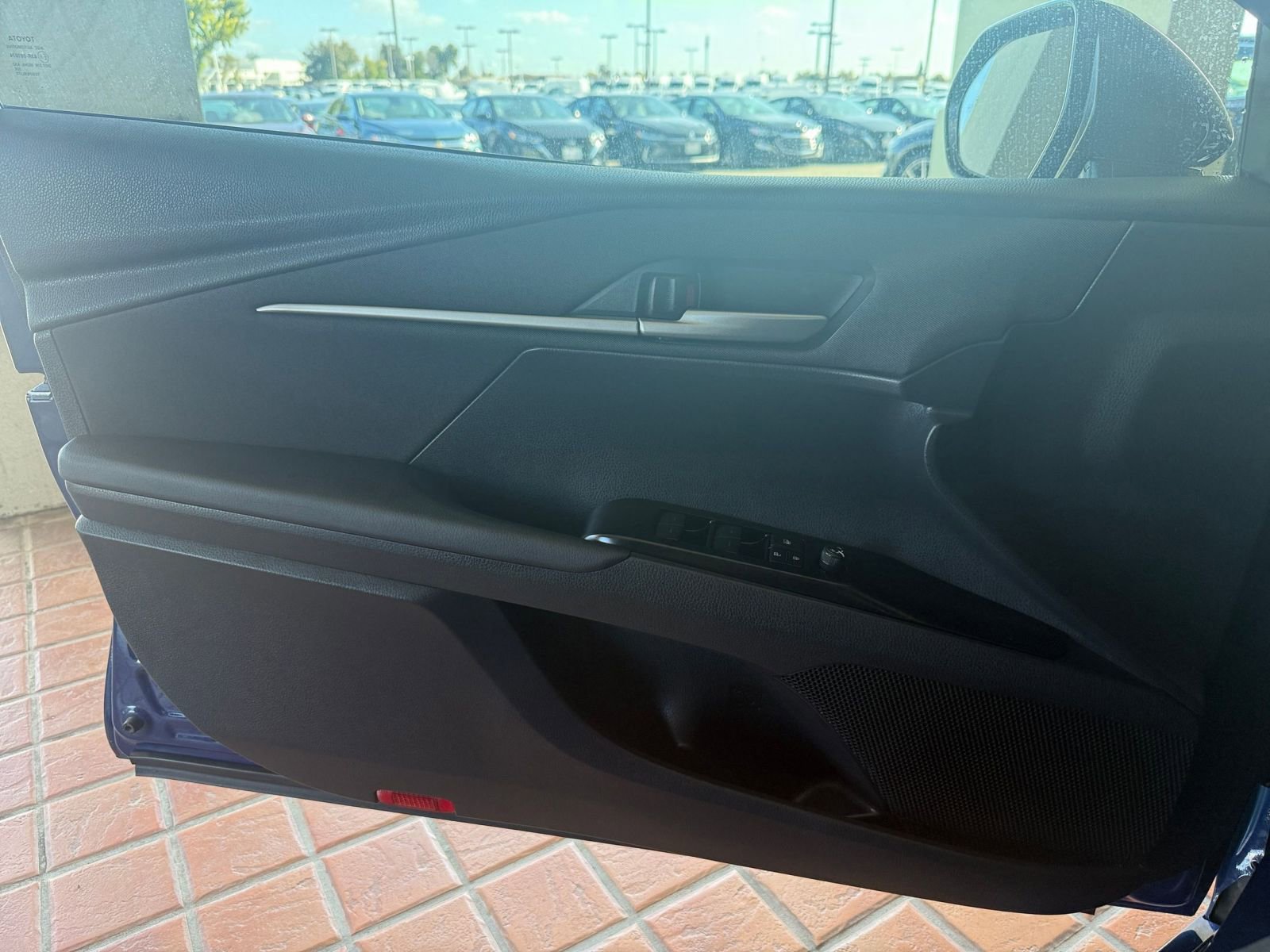 Thumbnail: 2025 Toyota Camry - 20