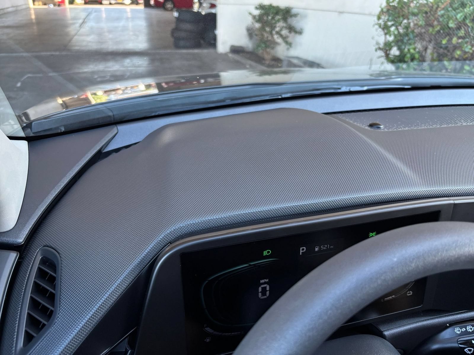 Thumbnail: 2026 Kia Niro - 28