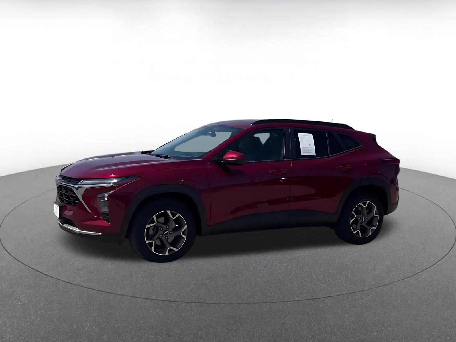 Thumbnail: 2025 Chevrolet Trax - 8