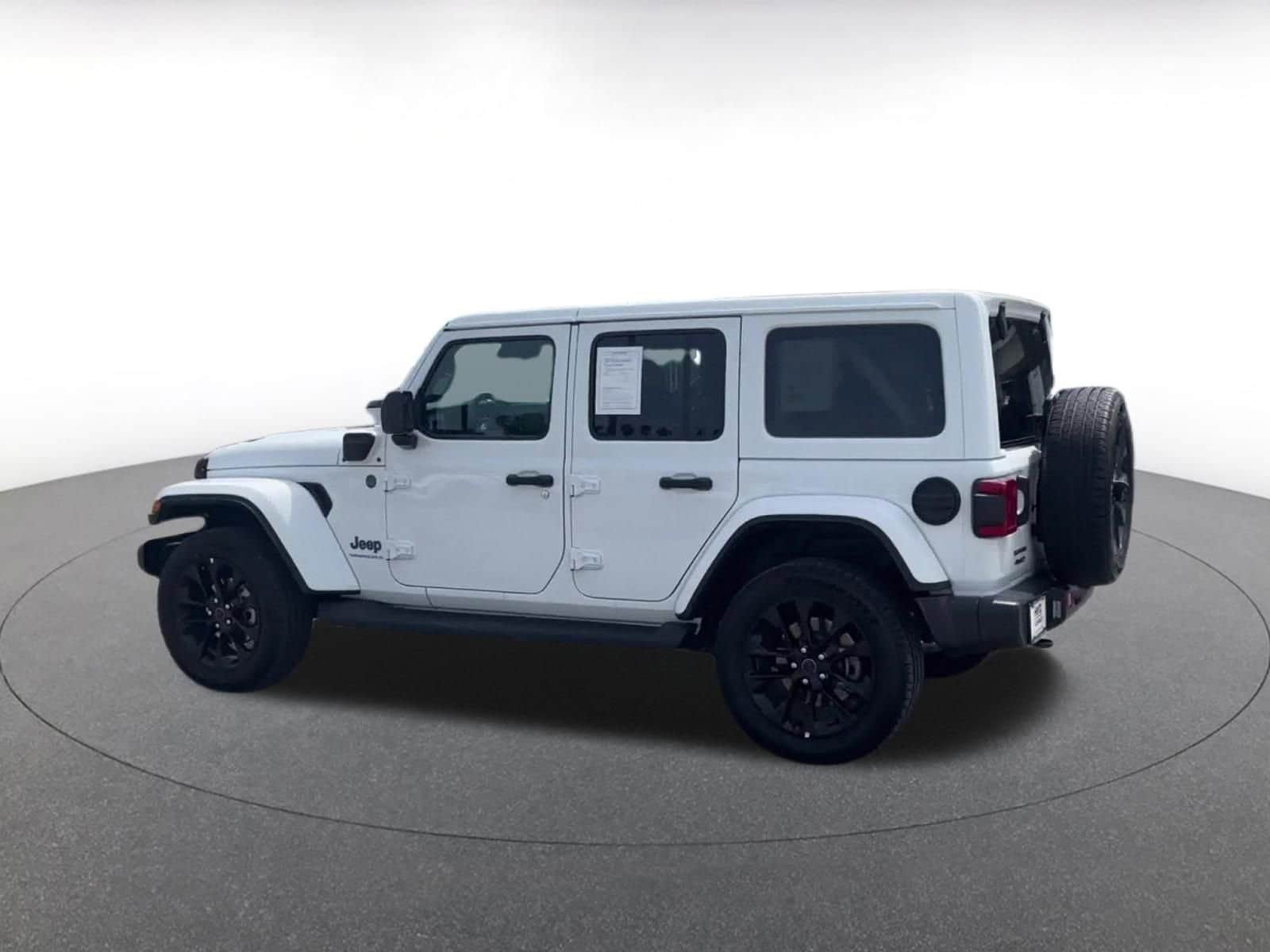 Thumbnail: 2025 Jeep Wrangler - 10