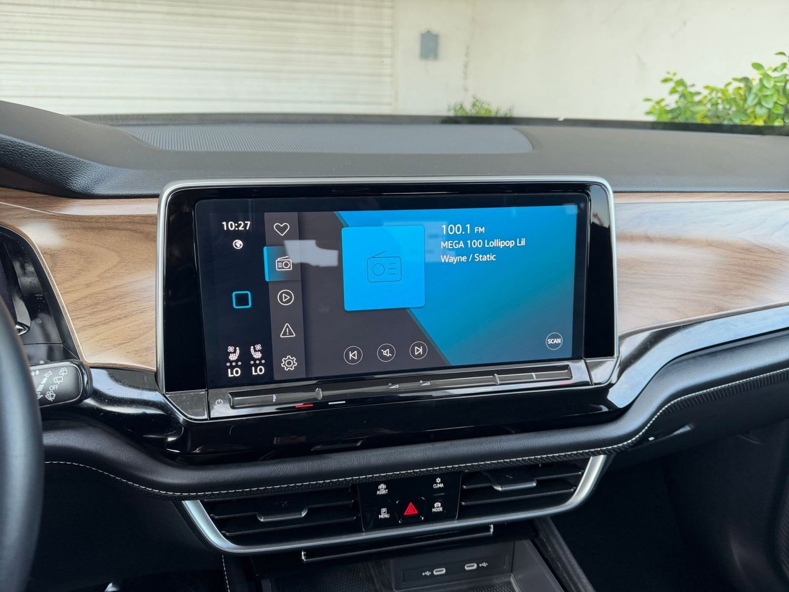 Thumbnail: 2024 Volkswagen Atlas - 20