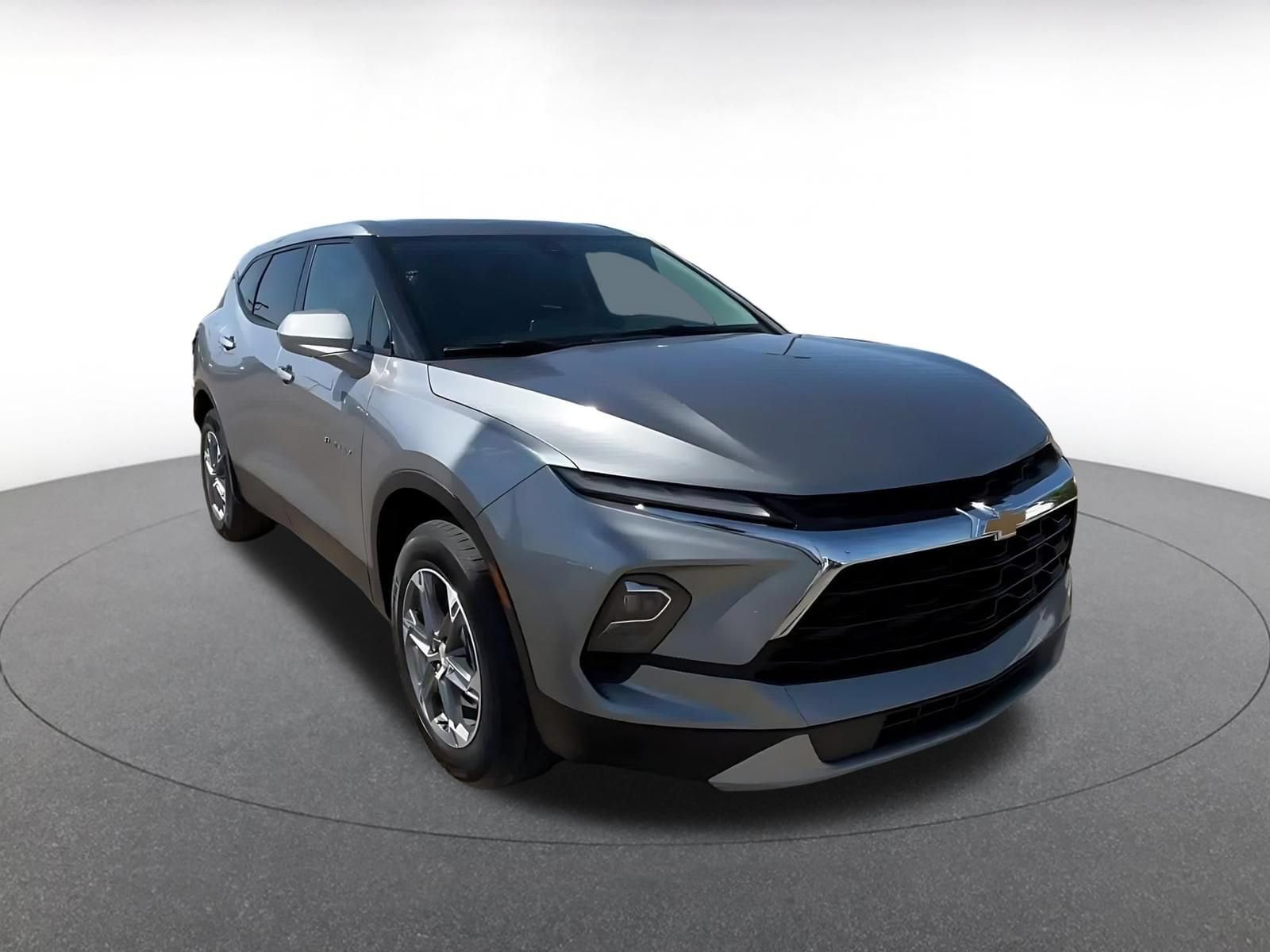 Thumbnail: 2025 Chevrolet Blazer - 3