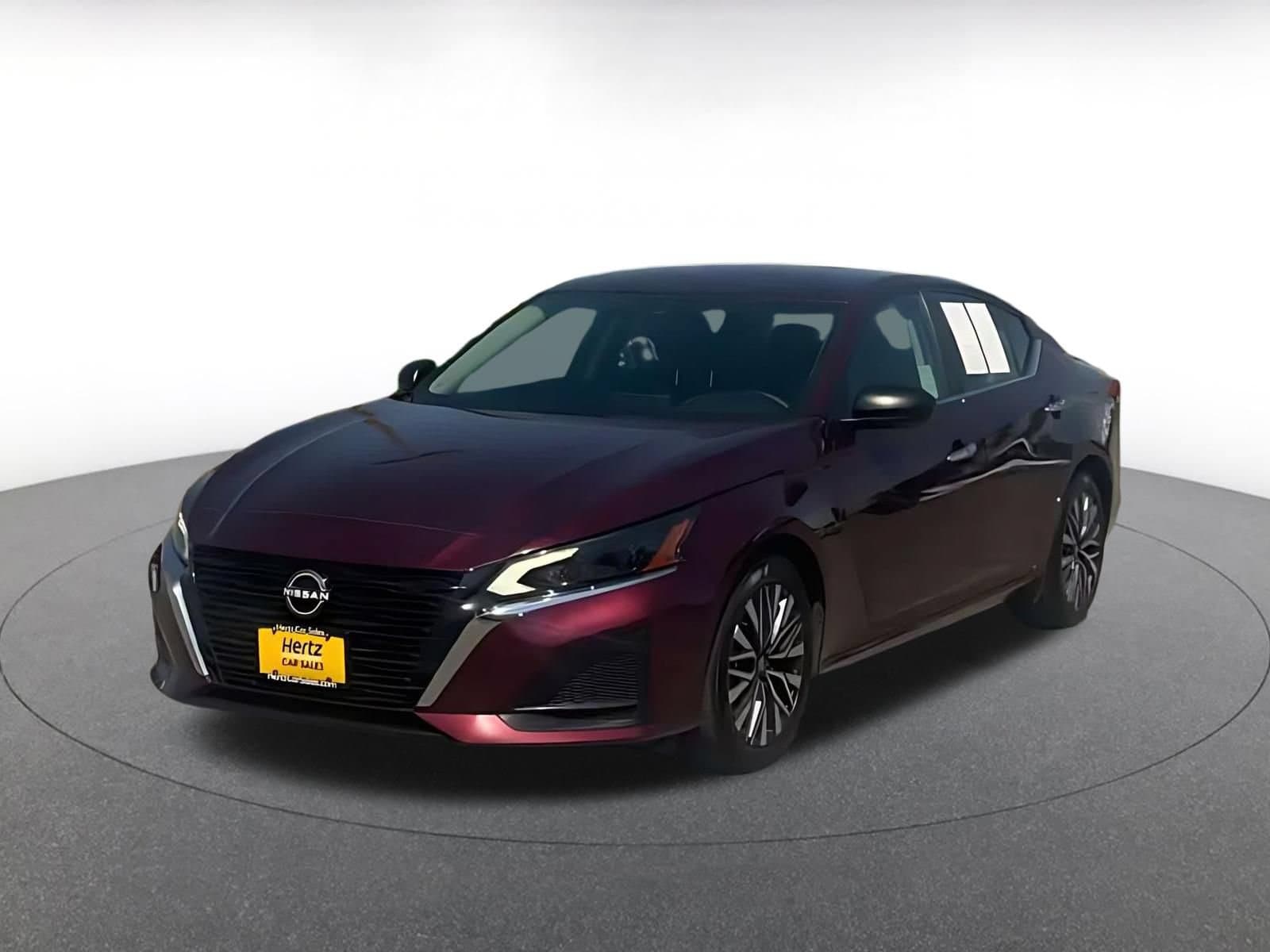 Thumbnail: 2025 Nissan Altima - 4