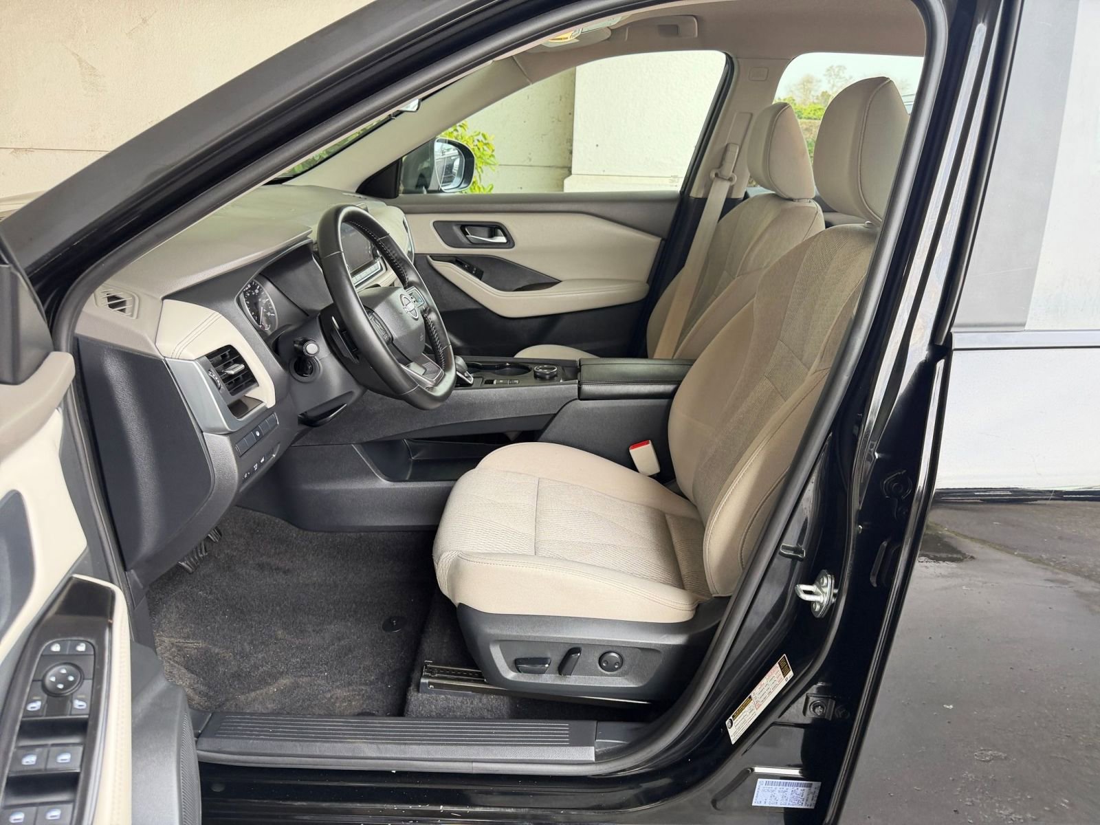 Thumbnail: 2025 Nissan Rogue - 29