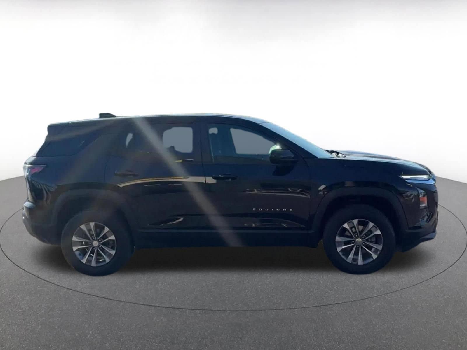 Thumbnail: 2025 Chevrolet Equinox - 16