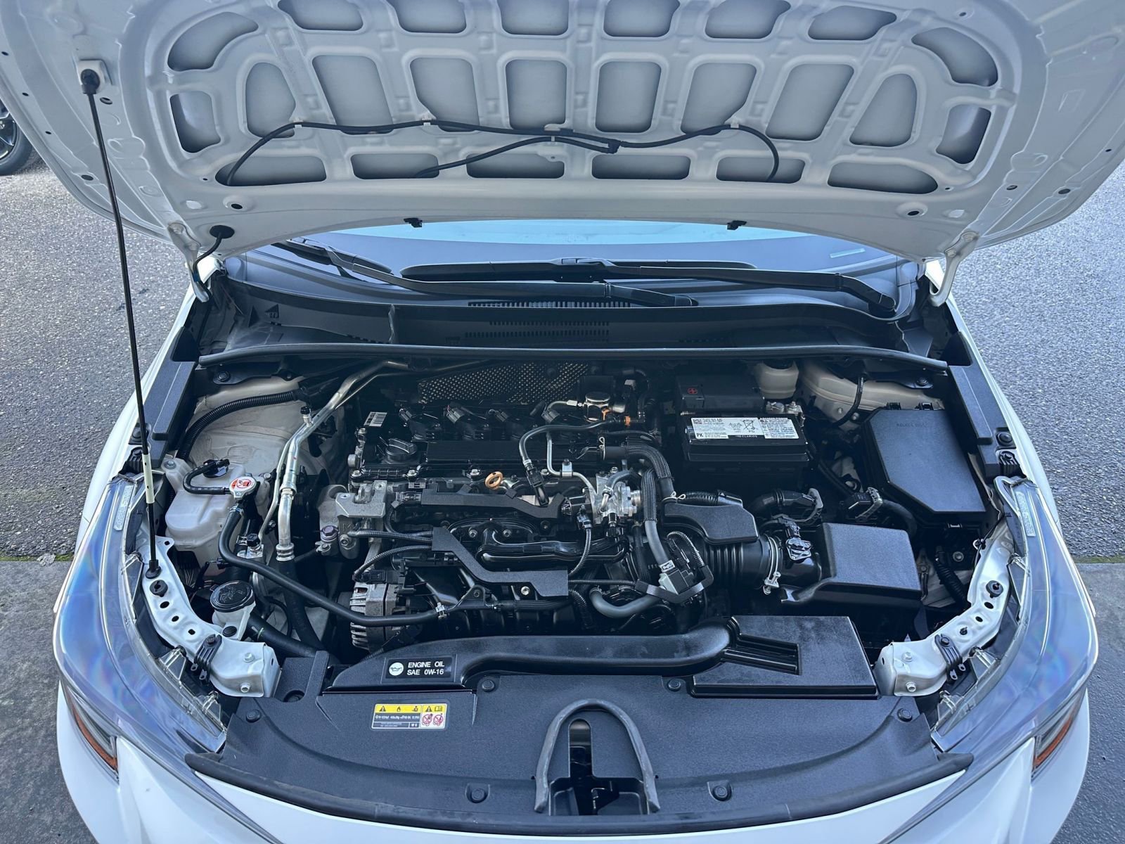 Thumbnail: 2023 Toyota Corolla - 32