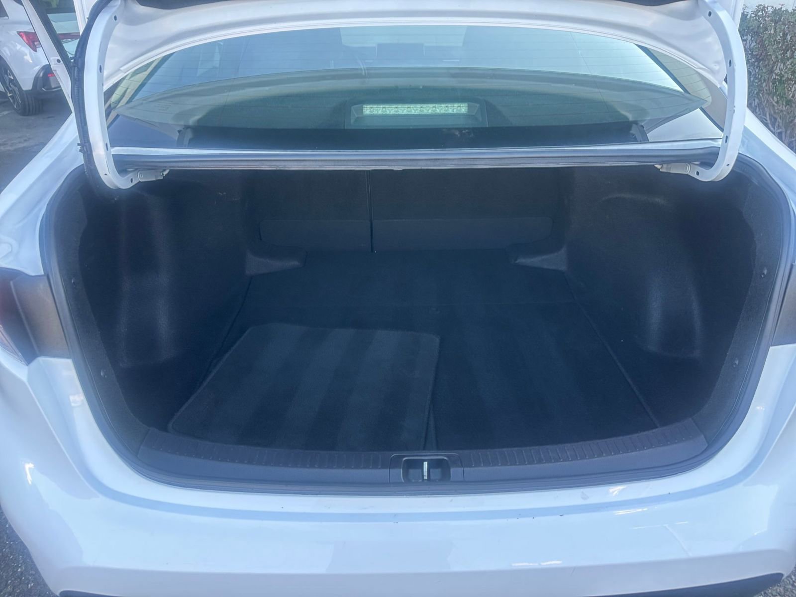 Thumbnail: 2023 Toyota Corolla - 31