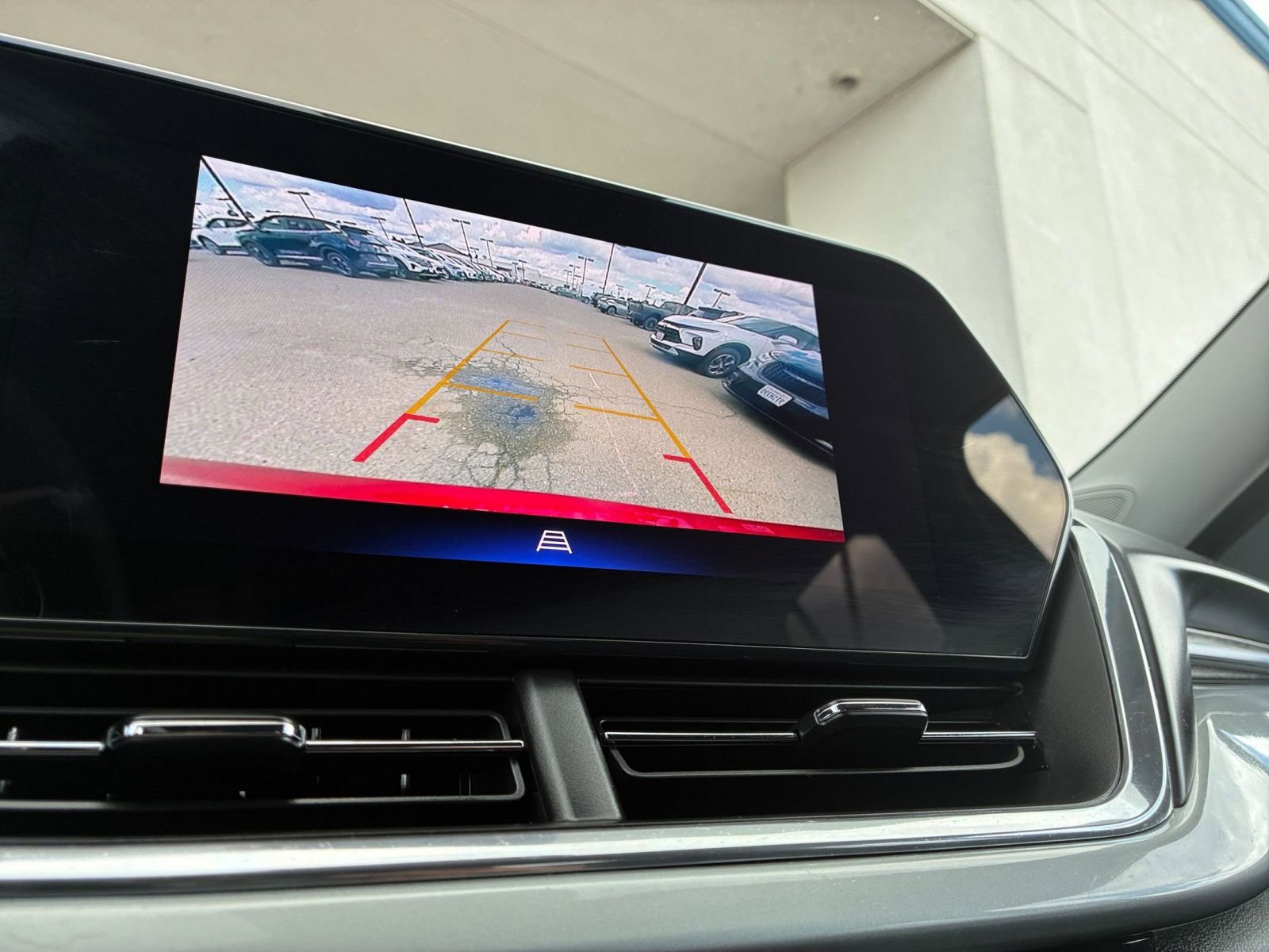 Thumbnail: 2025 Chevrolet Trax - 23