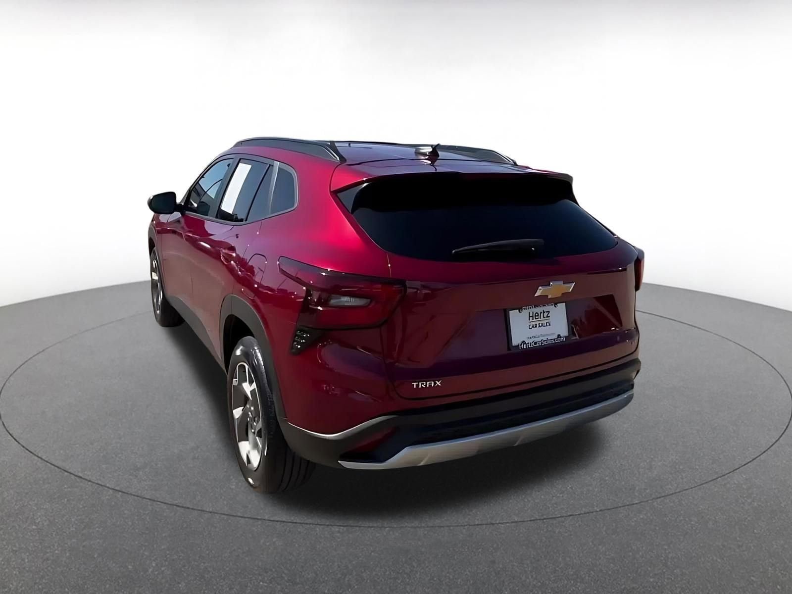 Thumbnail: 2025 Chevrolet Trax - 11