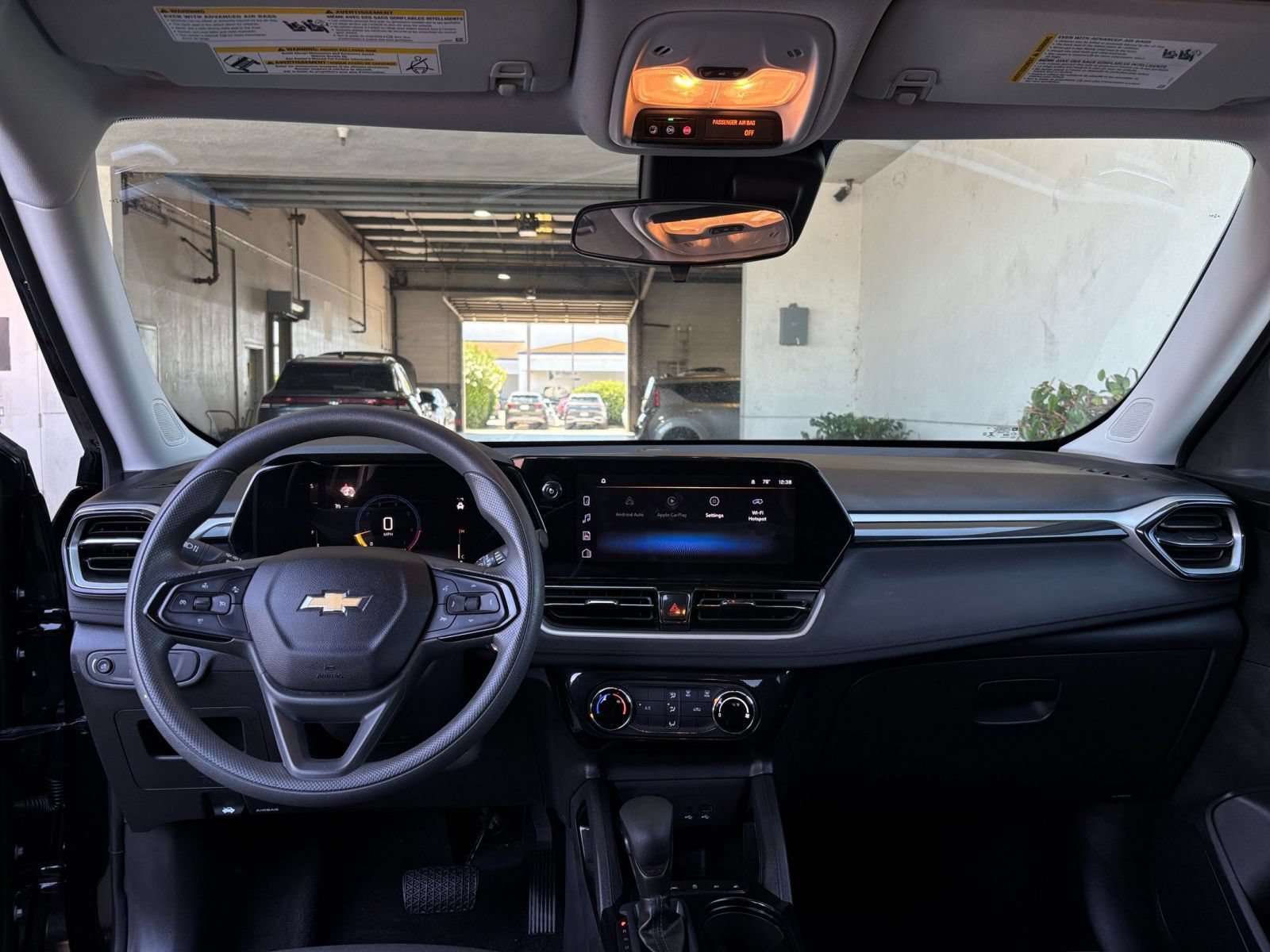 Thumbnail: 2025 Chevrolet TrailBlazer - 32