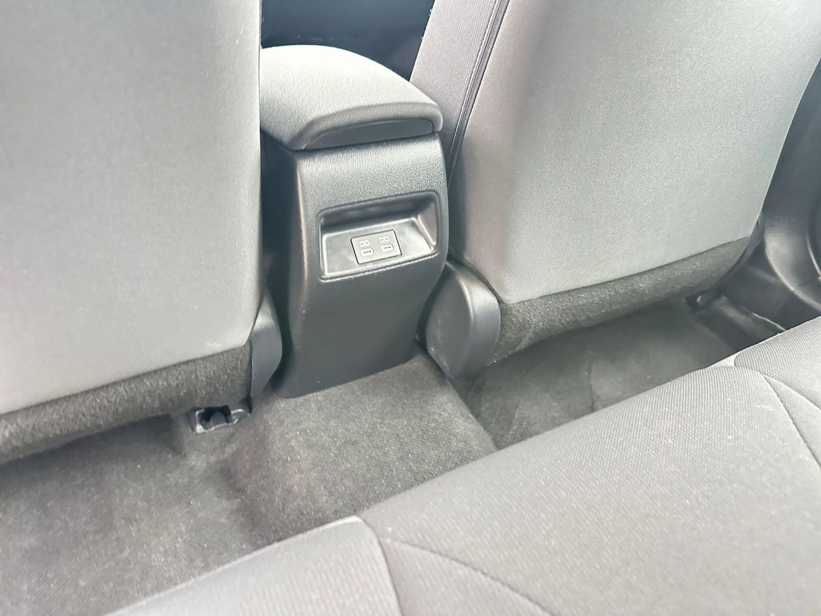 Thumbnail: 2025 Toyota Corolla - 24