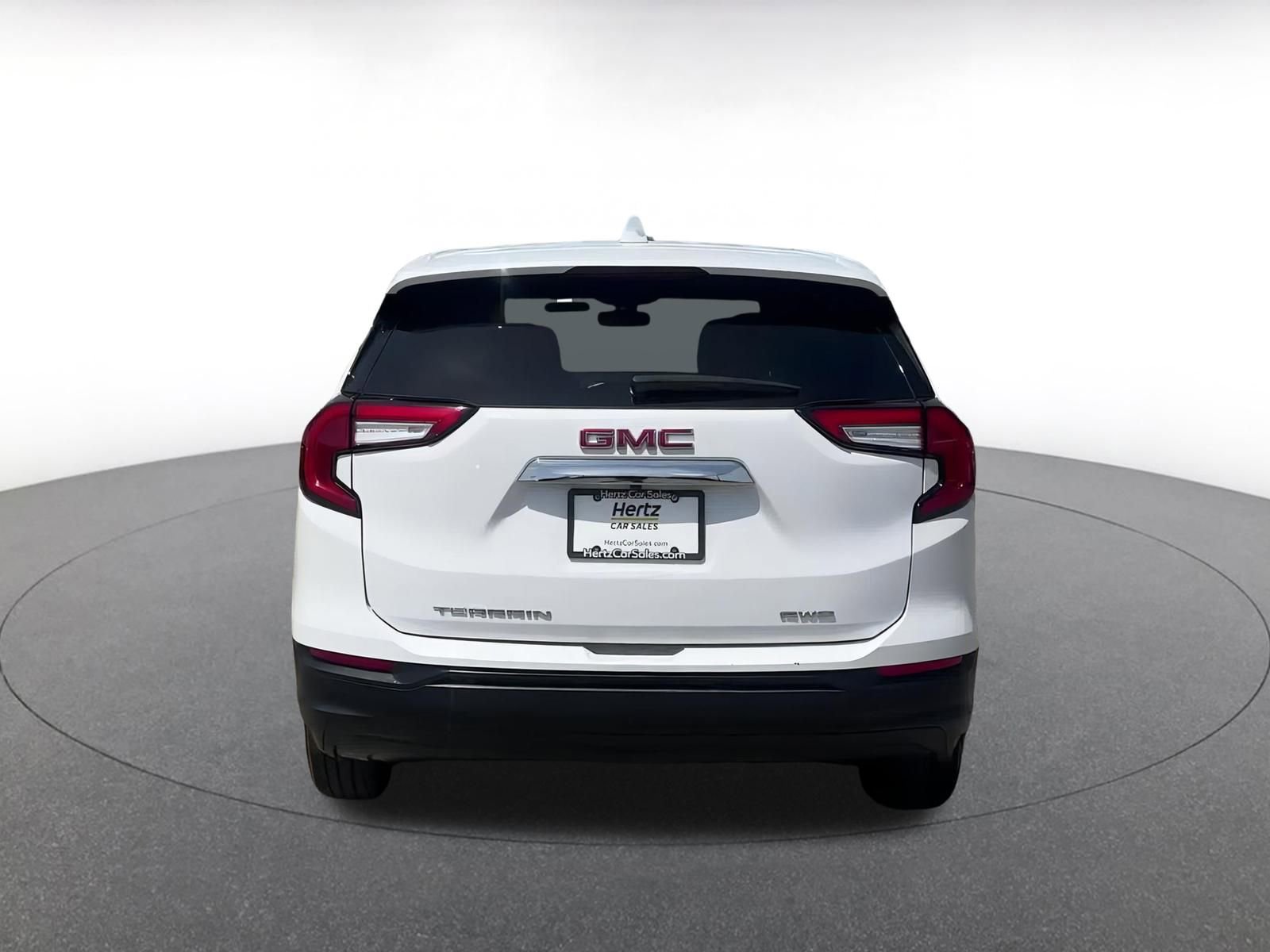 2024 GMC Terrain SLE 12