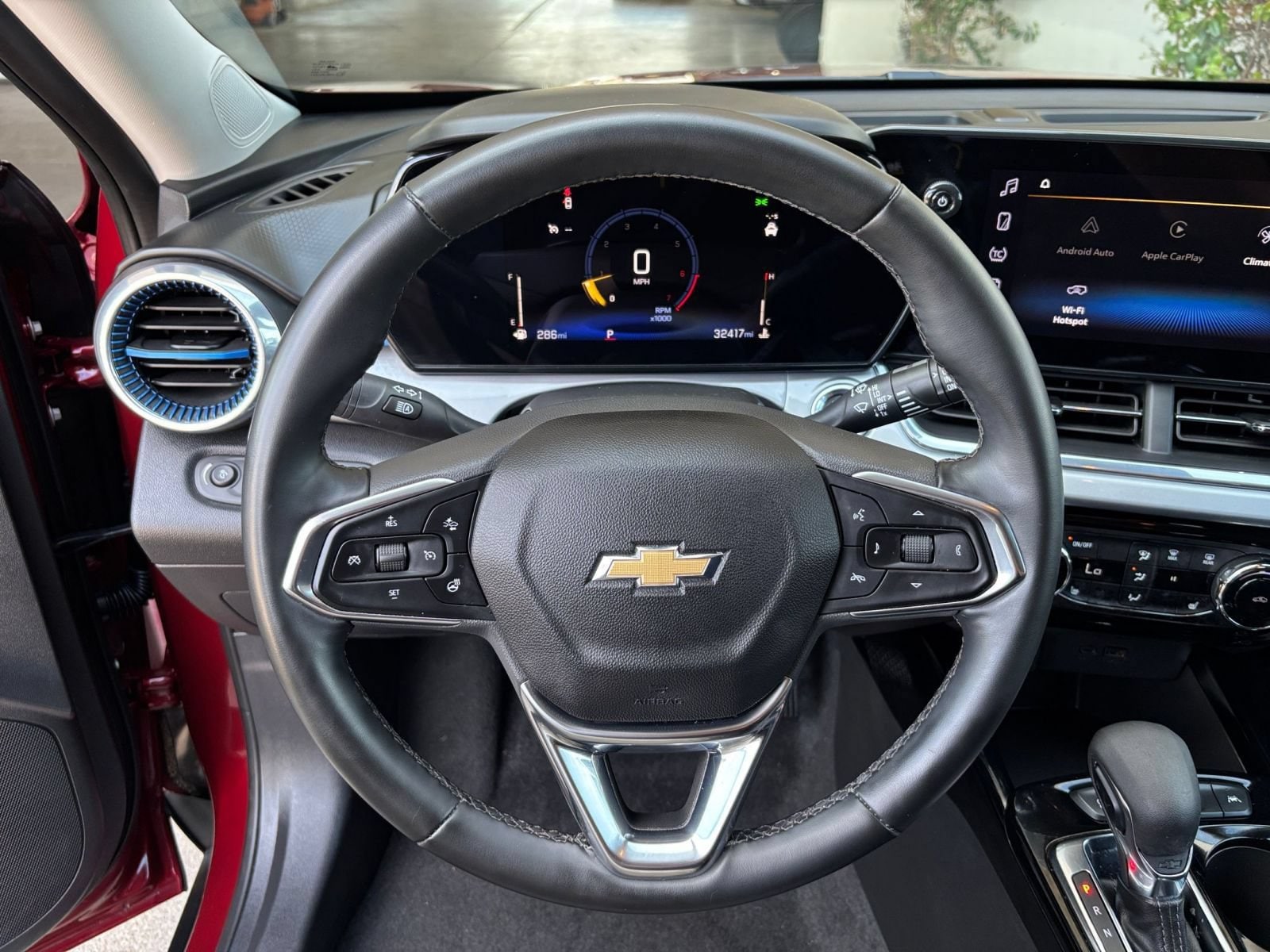 Thumbnail: 2025 Chevrolet Trax - 23