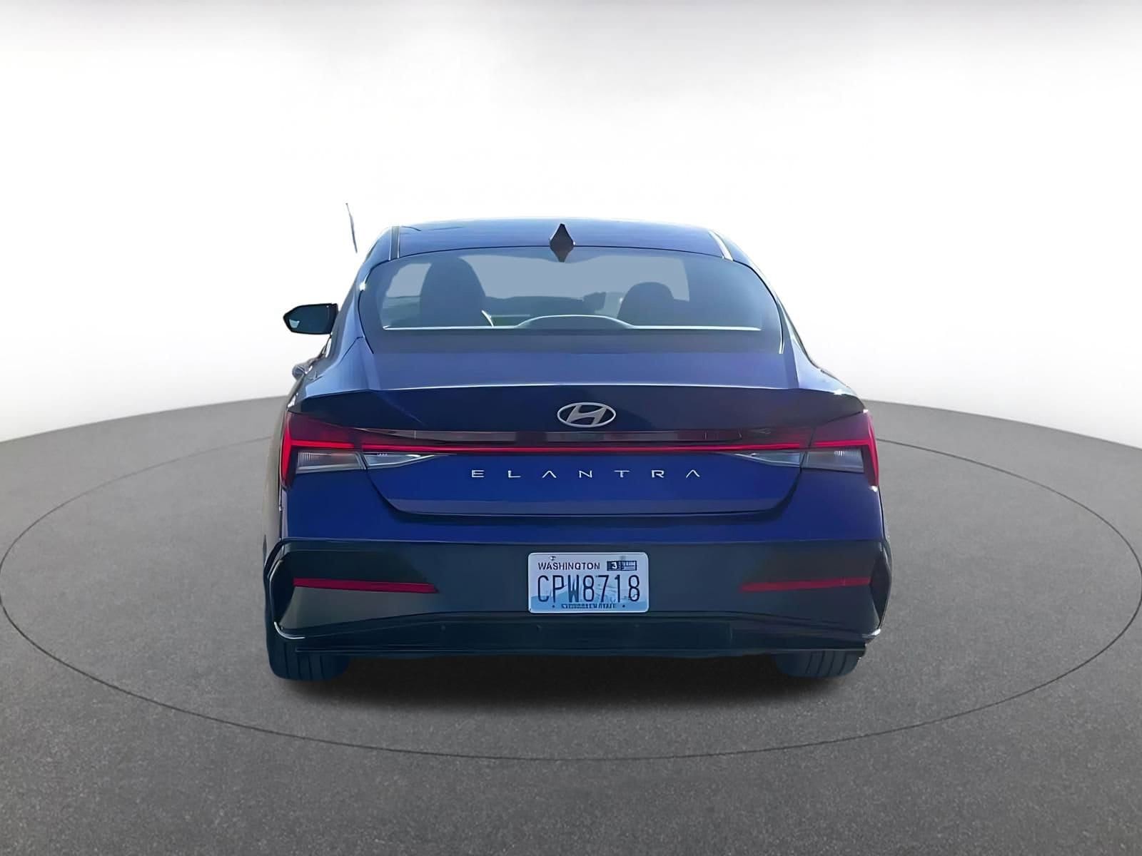 Thumbnail: 2025 Hyundai Elantra - 11