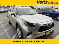 2023 Toyota Highlander LE -
                Stockton, CA