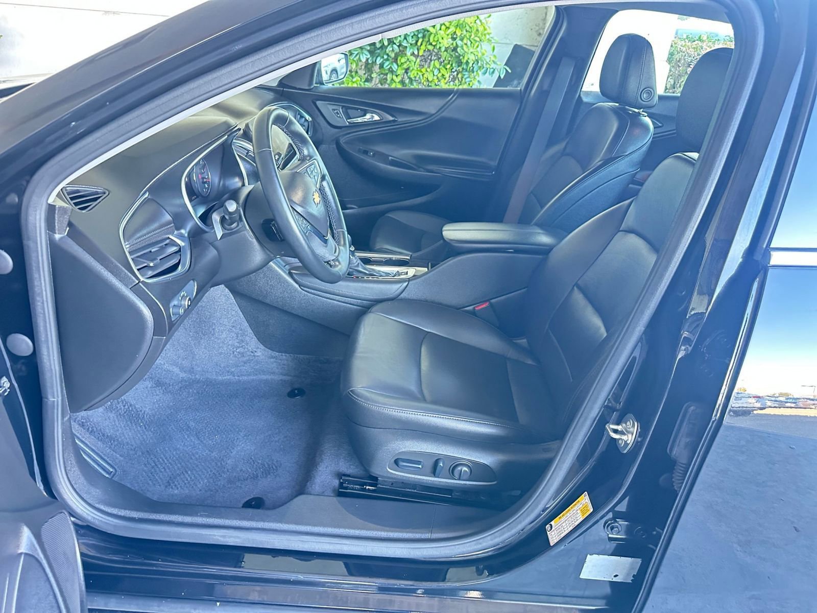 Thumbnail: 2024 Chevrolet Malibu - 27