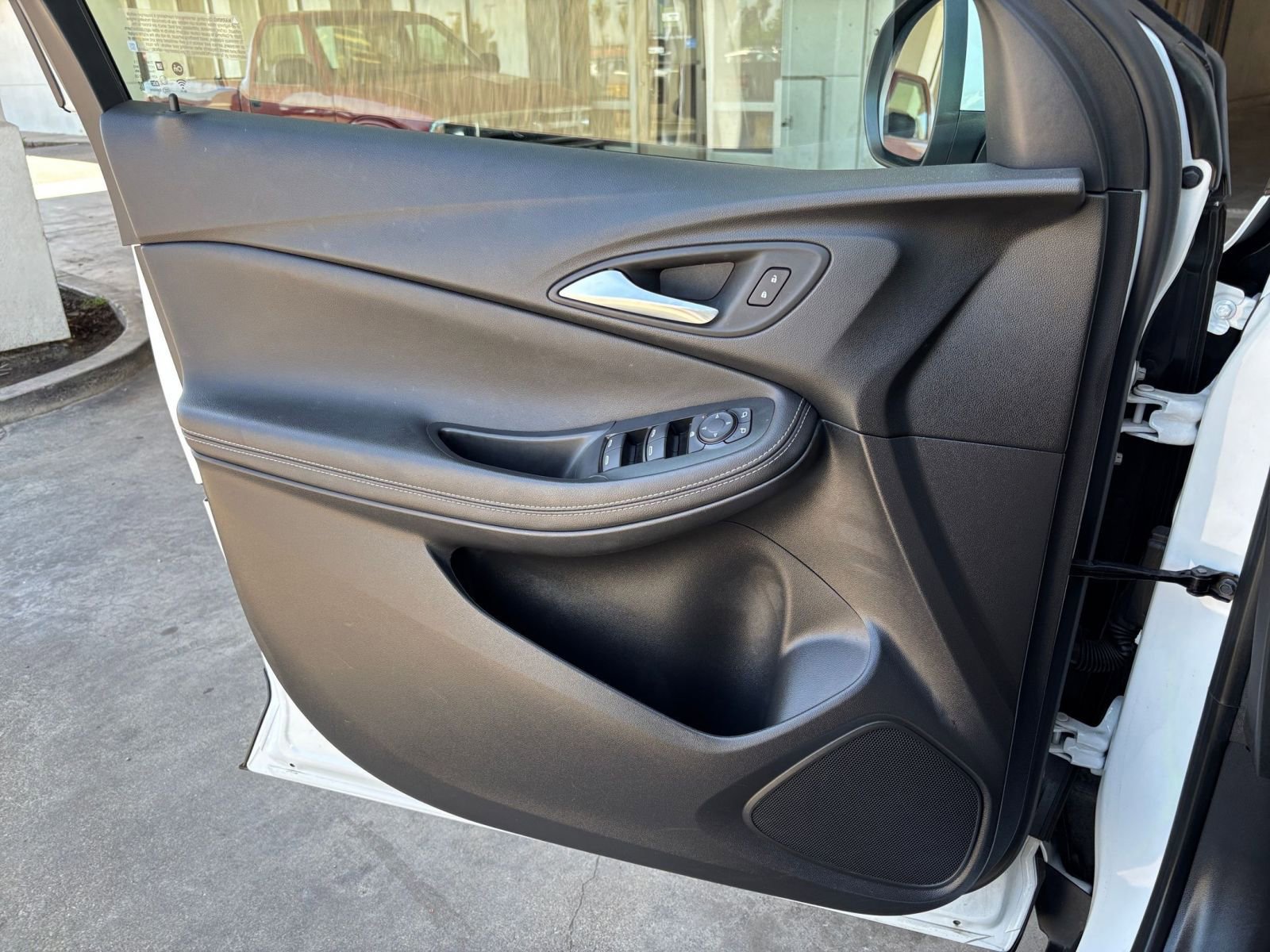 Thumbnail: 2025 Buick Encore GX - 18