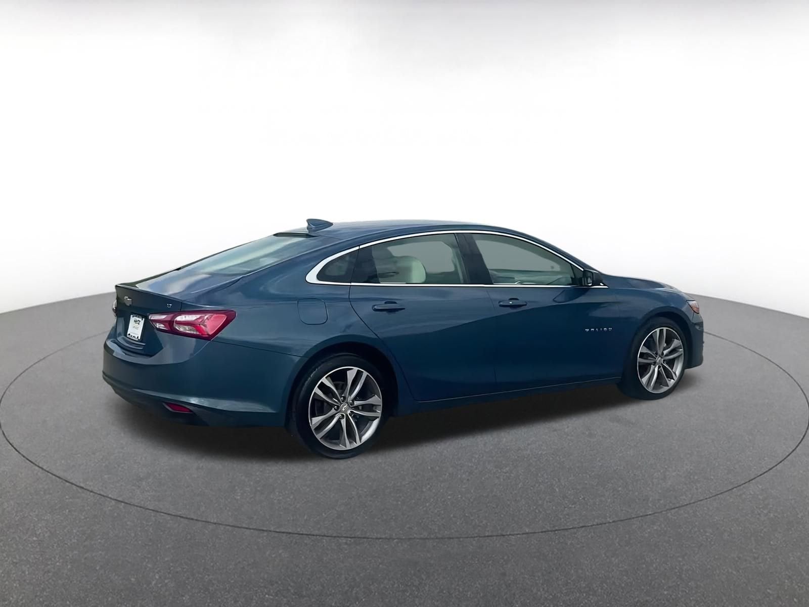Thumbnail: 2024 Chevrolet Malibu - 15