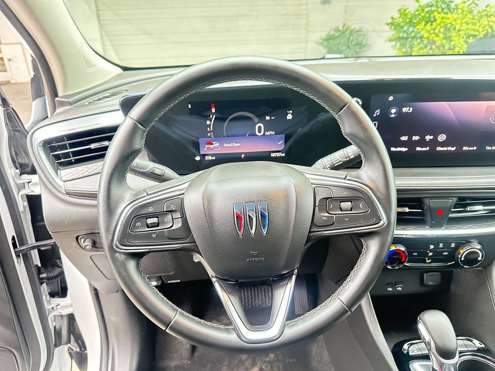 Thumbnail: 2025 Buick Encore GX - 28