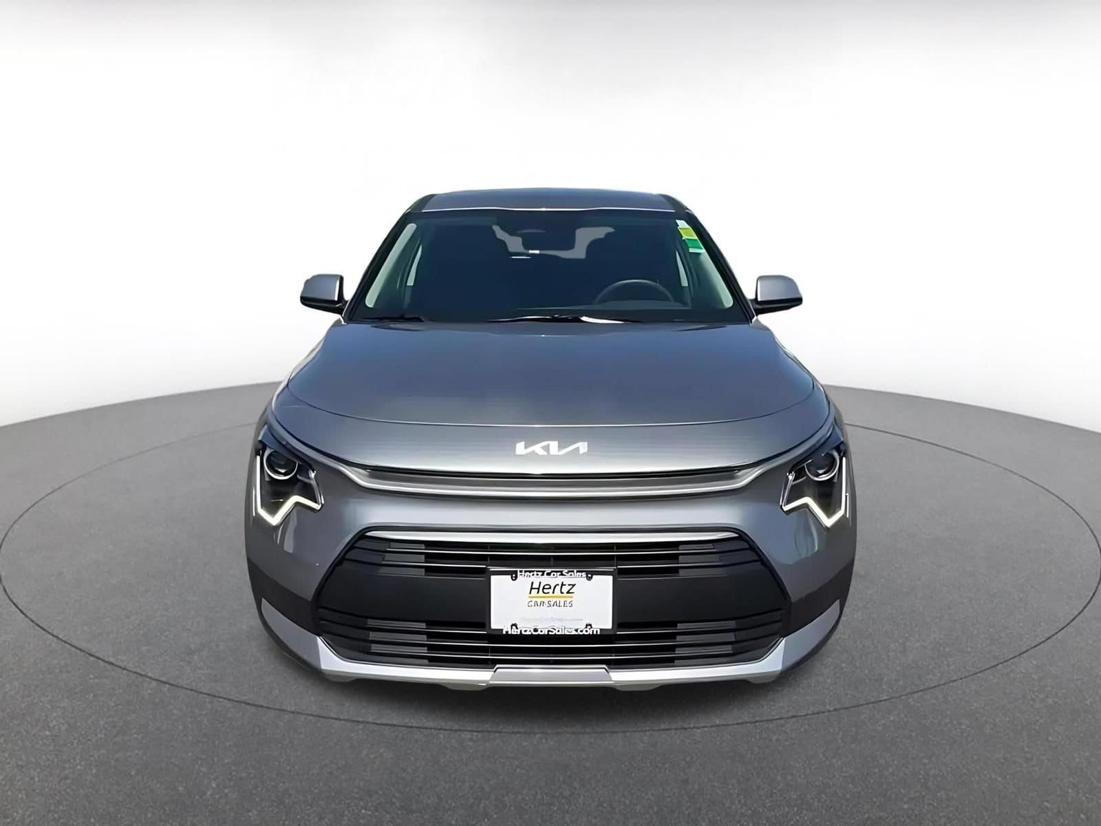 Thumbnail: 2026 Kia Niro - 4