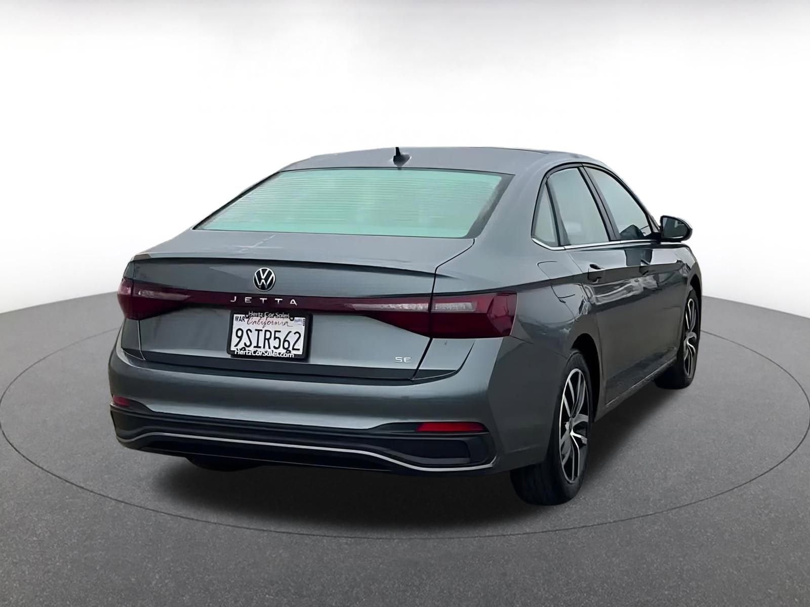 Thumbnail: 2025 Volkswagen Jetta - 14