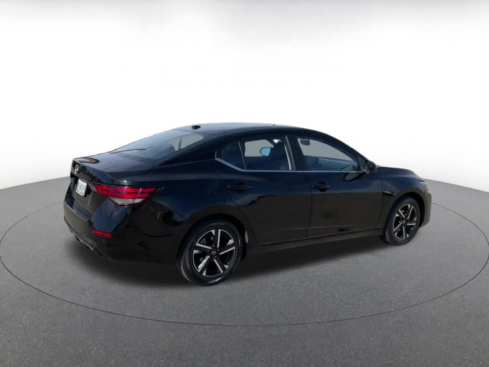 Thumbnail: 2025 Nissan Sentra - 15