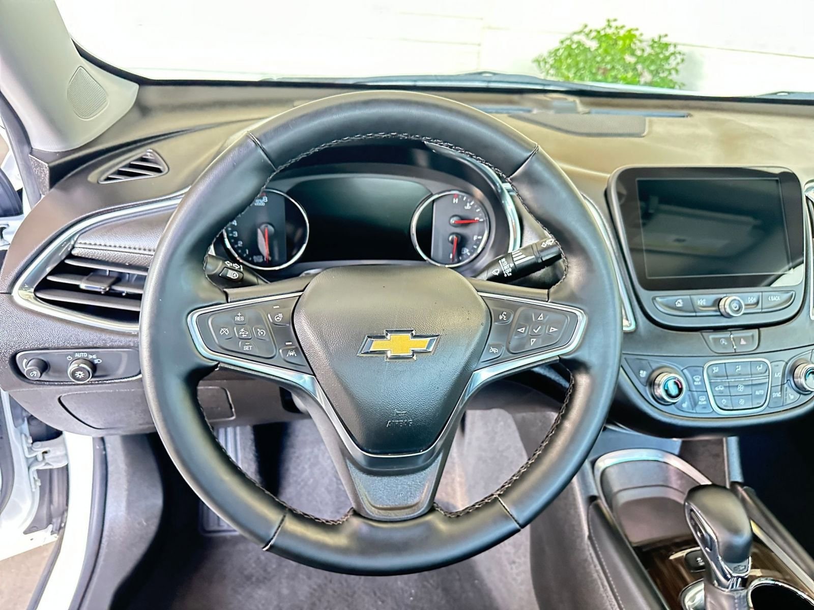 Thumbnail: 2024 Chevrolet Malibu - 28