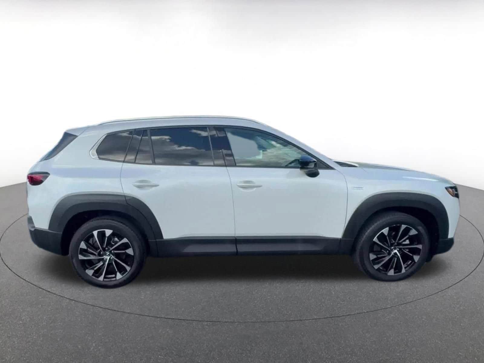 Thumbnail: 2025 Mazda CX-50 - 16