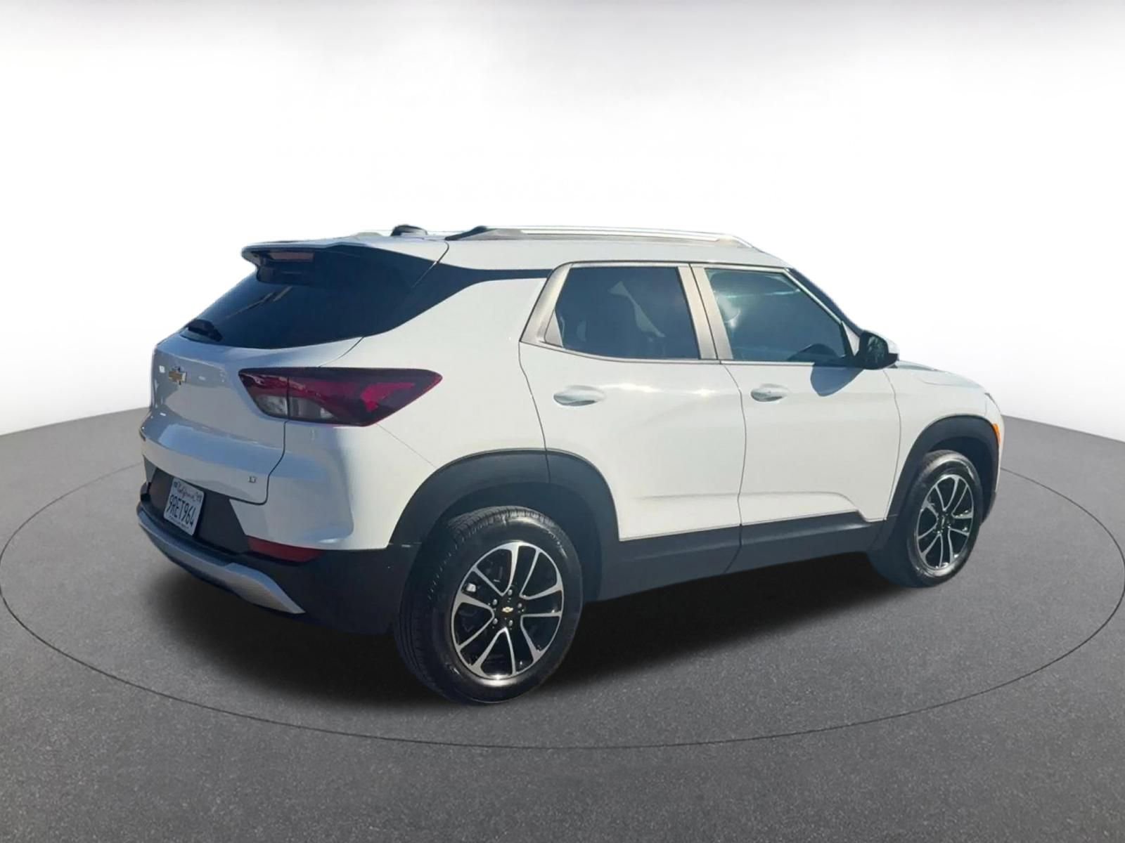 Thumbnail: 2025 Chevrolet TrailBlazer - 15